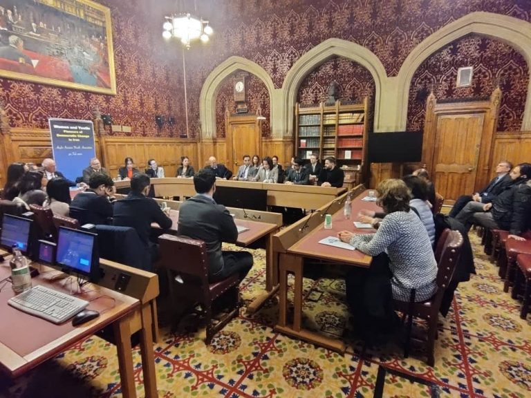 In a remarkable conference at the British Parliament, the Iranian Youth Association in England orchestrated a profound event on Tuesday, February 20, 2024. Themed "Women and Youth: Pioneers of Democratic Change in Iran," the conference garnered the attention of esteemed political figures, distinguished Members of Parliament, and a multitude of vibrant young Iranians residing in England.