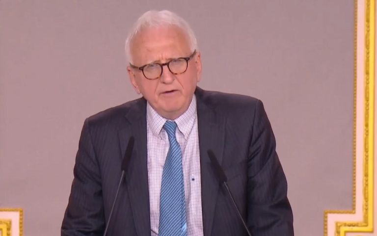 During his speech at a conference held at the National Council of Resistance of Iran (NCRI) Headquarters on March 1, former Undersecretary of State for Arms Control and International Security Robert Joseph strongly criticized Western democracies for their ongoing support of the Iranian regime.