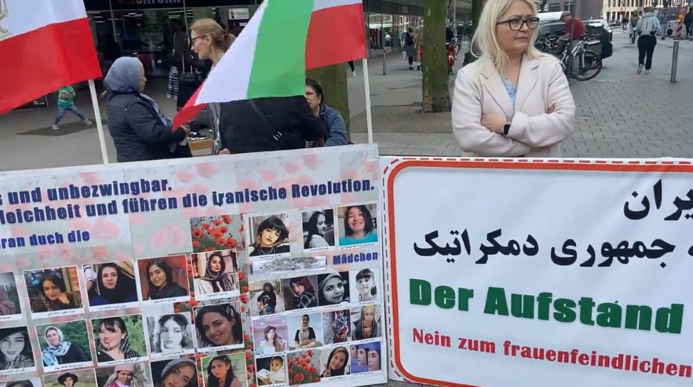 هامبورغ – مظاهرة ومعرض لصور شهداء الانتفاضة الإيرانية  