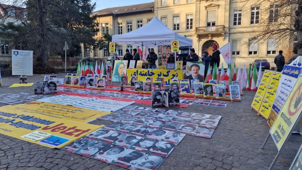 MEK supporters in Heidelberg, Jan 24, 2026 – honoring Iran’s uprising martyrs and supporting the fight for freedom and a democratic republic.